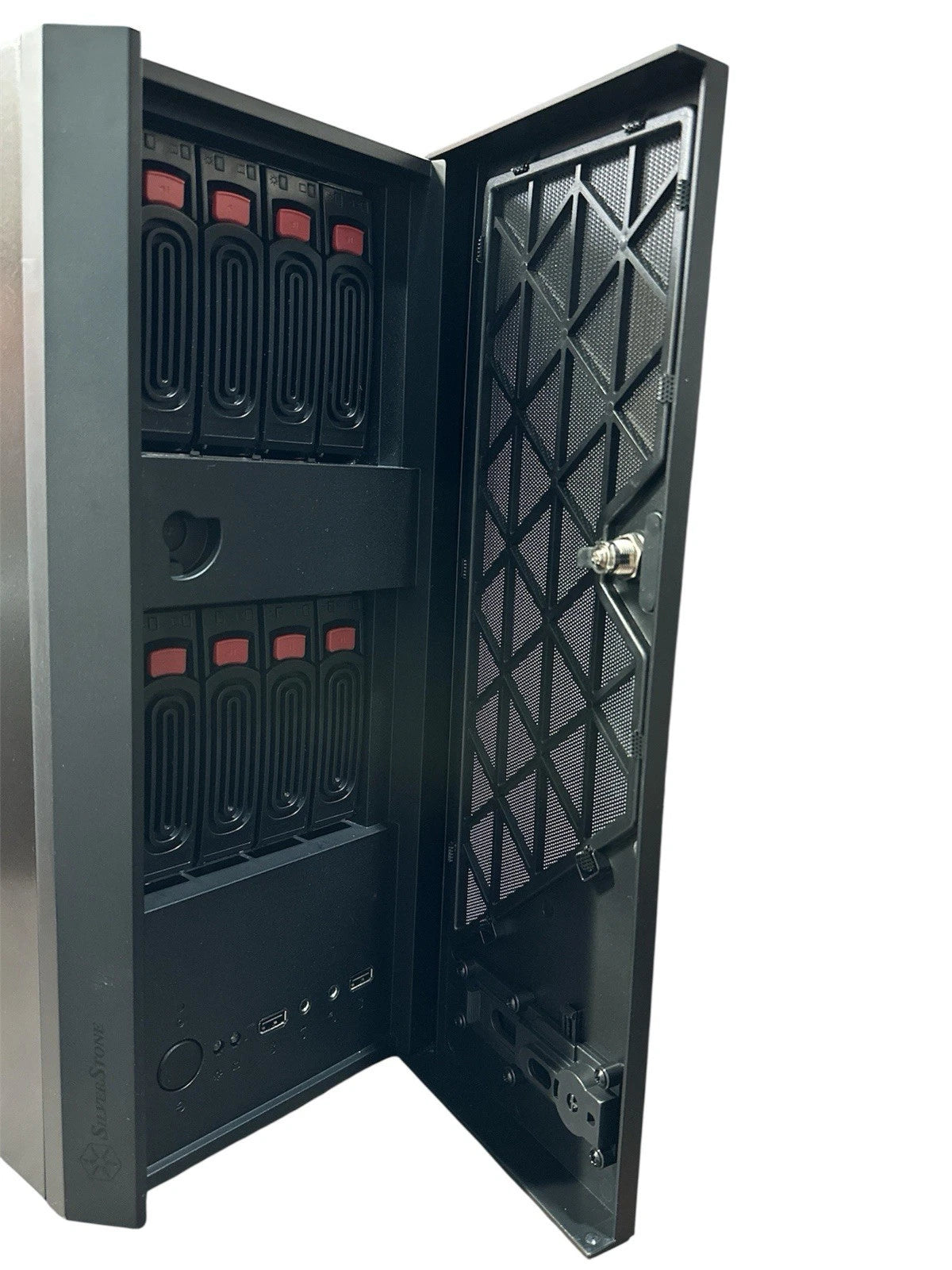 SilverStone CS381B Micro-ATX/Mini-DTX/Mini-Itx 8 Bay Hot Swap 2.5"/3.5" SAS-12G-8