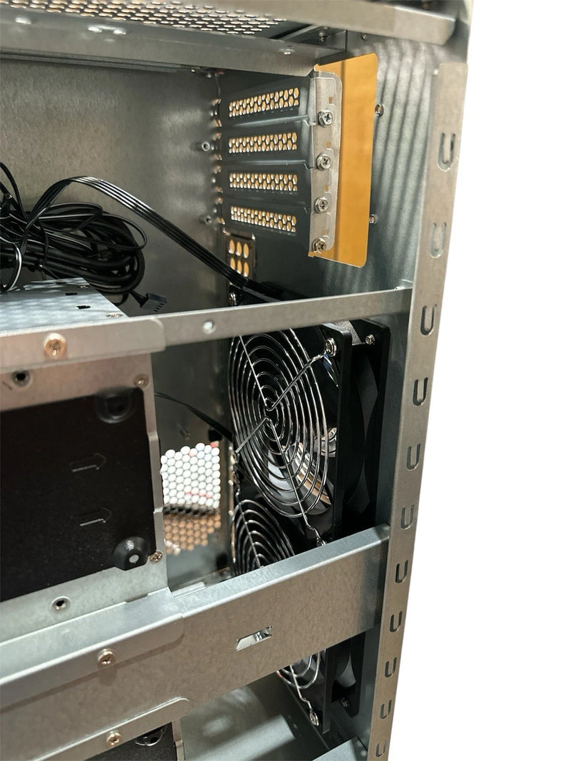SilverStone CS381B Micro-ATX/Mini-DTX/Mini-Itx 8 Bay Hot Swap 2.5"/3.5" SAS-12G-9