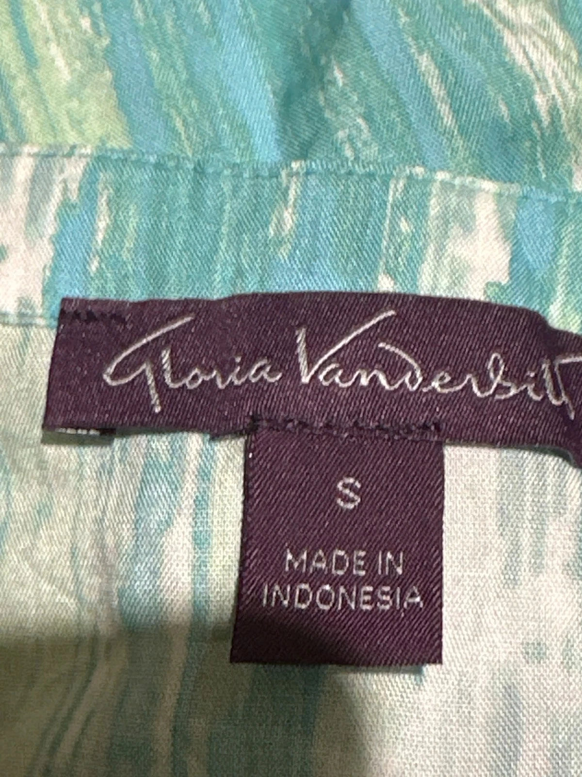 Gloria Vanderbilt Women's Nova Flutter Sleeve Blouse - Paint Flow Aqua Mist - S
