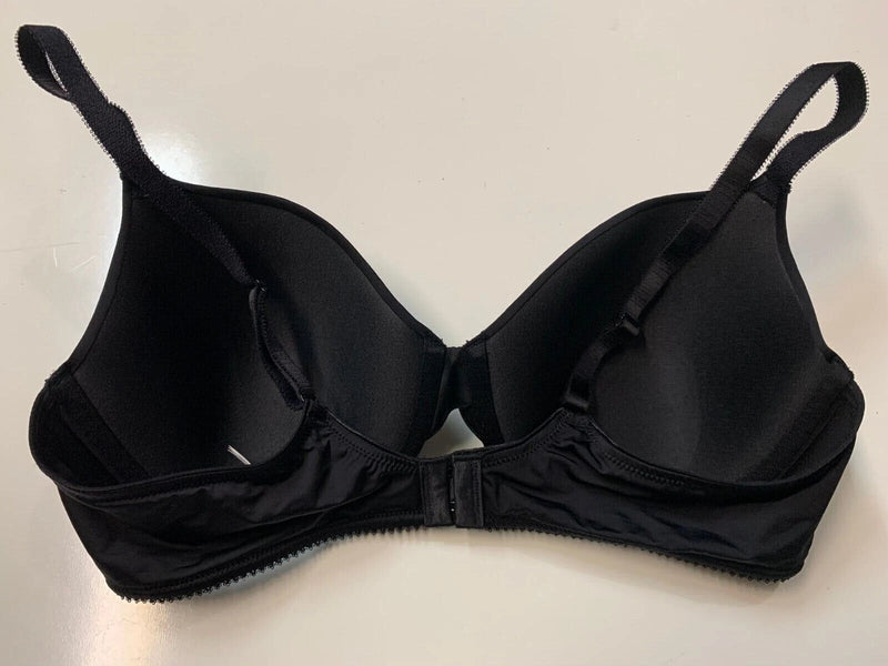 Calvin Klein Women's Perfectly Fit Push Up Plunge Memory Touch Bra, Black, 38C-3