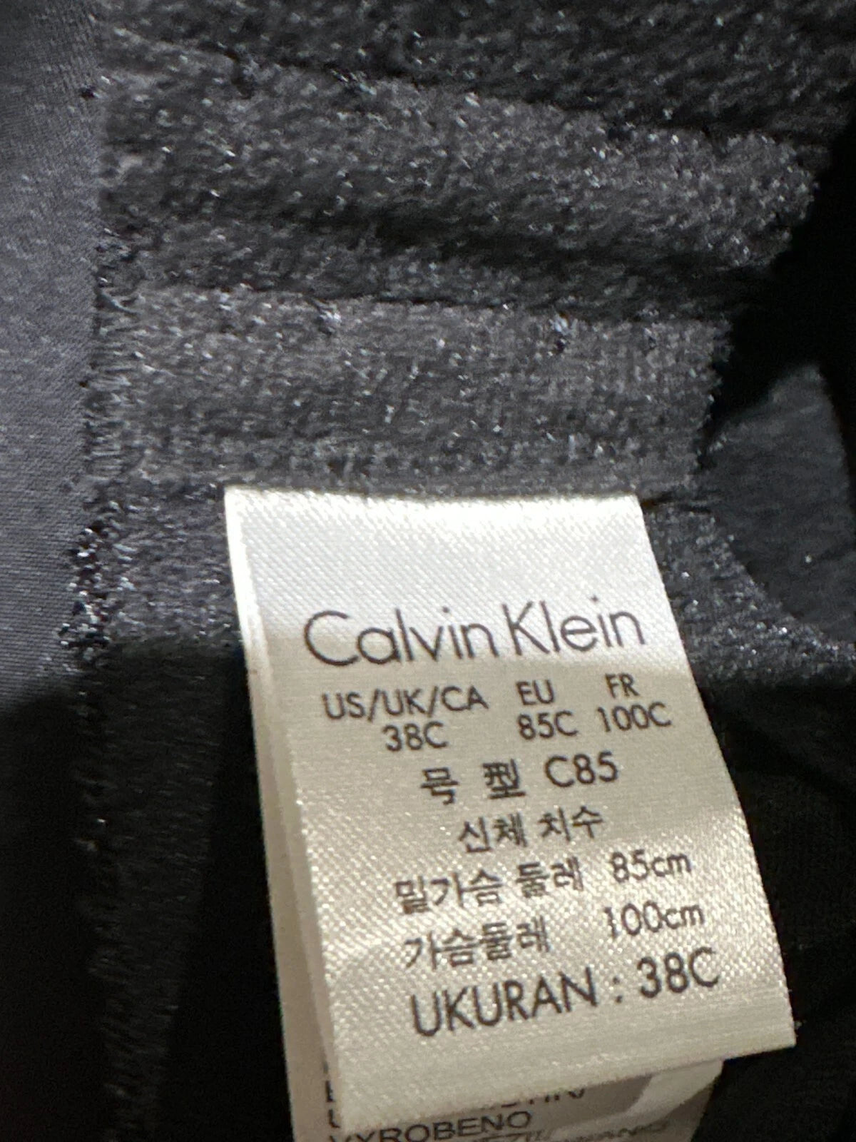 Calvin Klein Women's Perfectly Fit Push Up Plunge Memory Touch Bra, Black, 38C-4