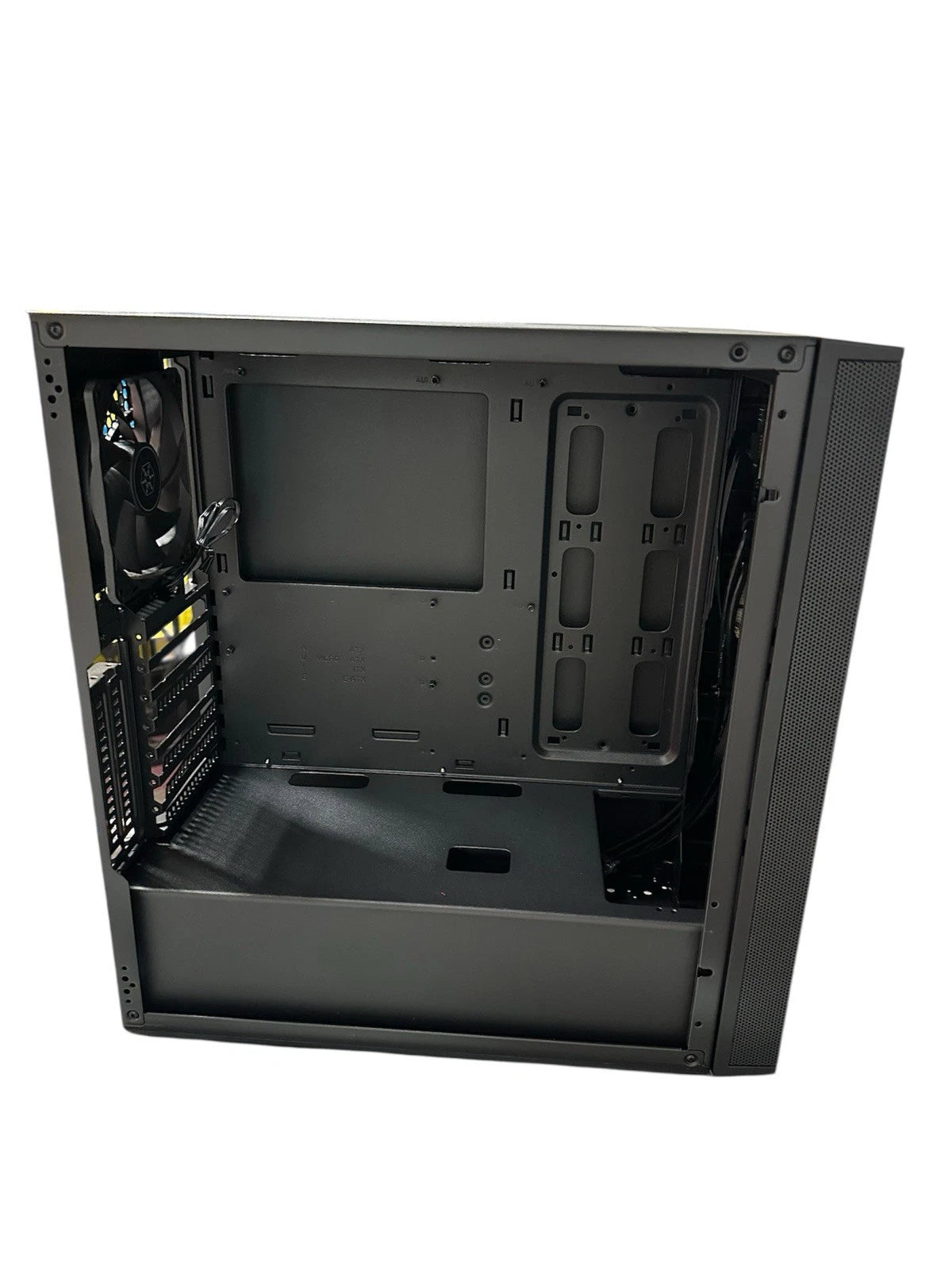 SilverStone FAR1B-V2 Stylish and Distinct Tempered Glass Mid Tower ATX Chassis-7