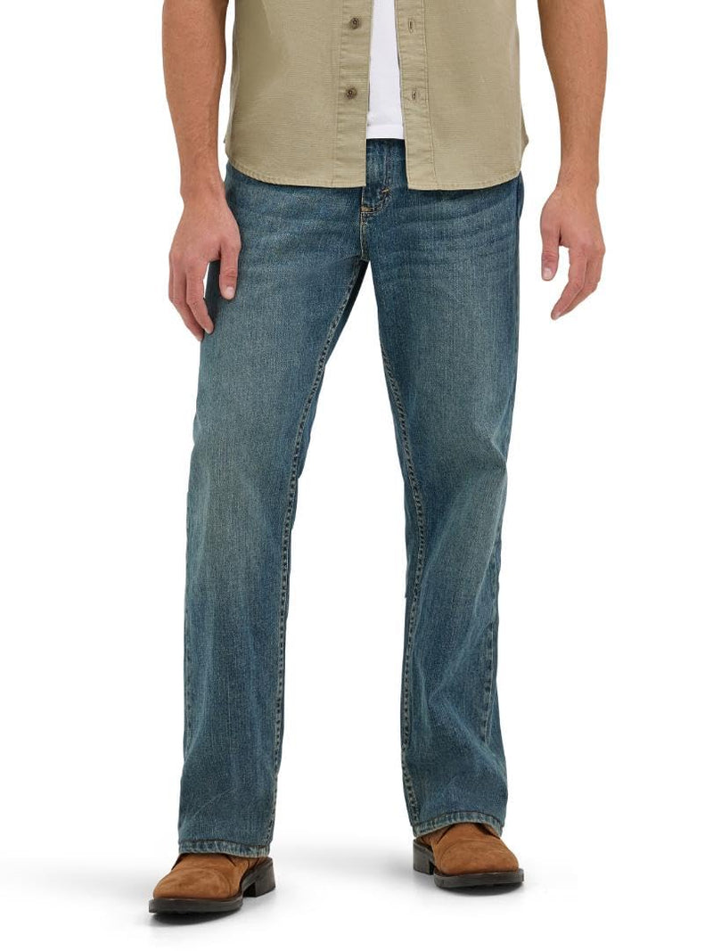 Wrangler Mens Men's Free-to-Stretch Relaxed Fit Jean-38
