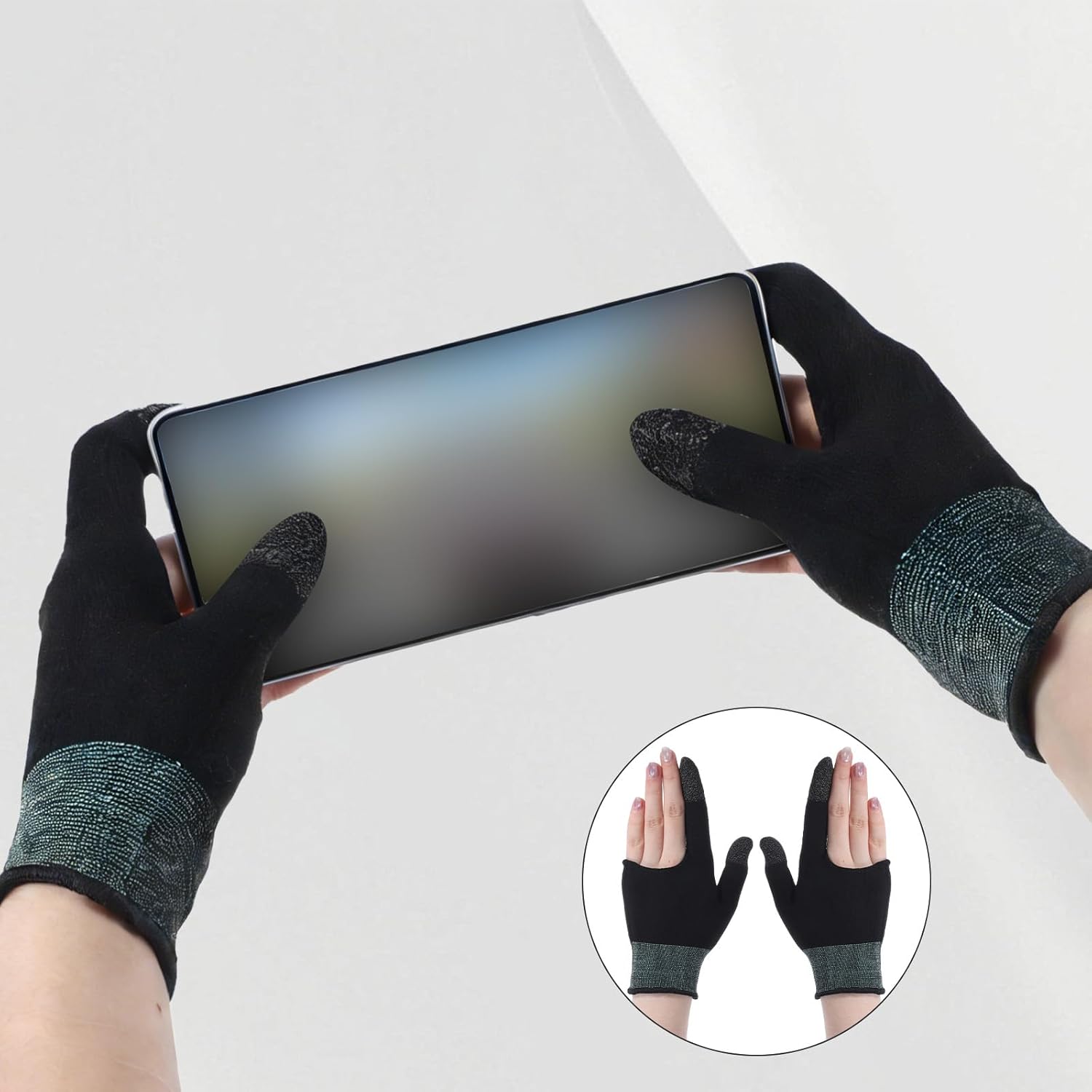 Ultra-Thin Mobile Gaming Gloves, Gaming Gloves for Sweaty Hands, Touchscreen Gaming Finger Sleeves for Phone Tablet Game Players Streamer (Black + Green)