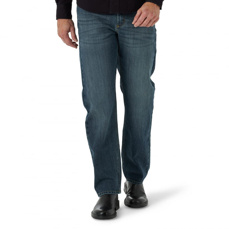 Wrangler Mens Men's Free-to-Stretch Relaxed Fit Jean-78