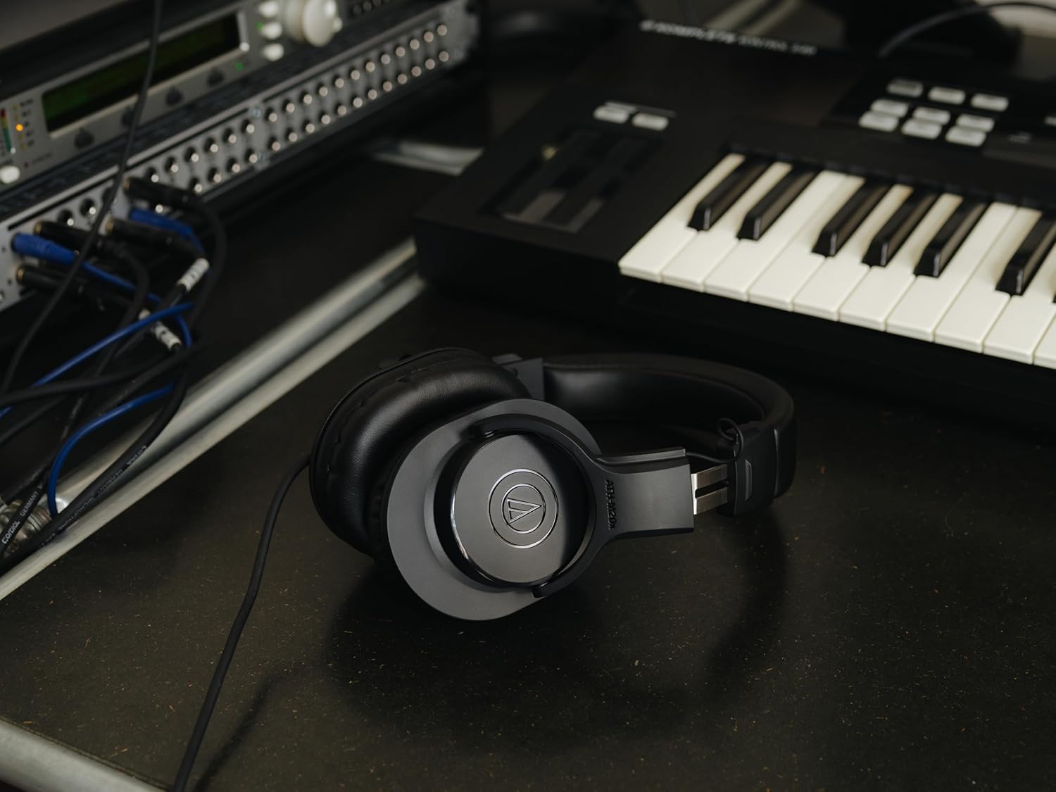 Audio-Technica ATH-M20x Professional Studio Monitor Headphones, Black