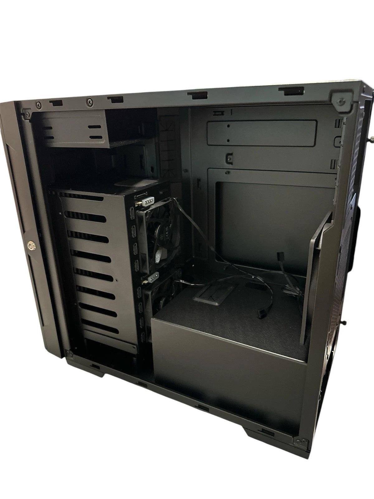 SilverStone CS382 8-Bay SAS-12G / SATA-6G Hot-swappable High Perform Micro-ATX-3