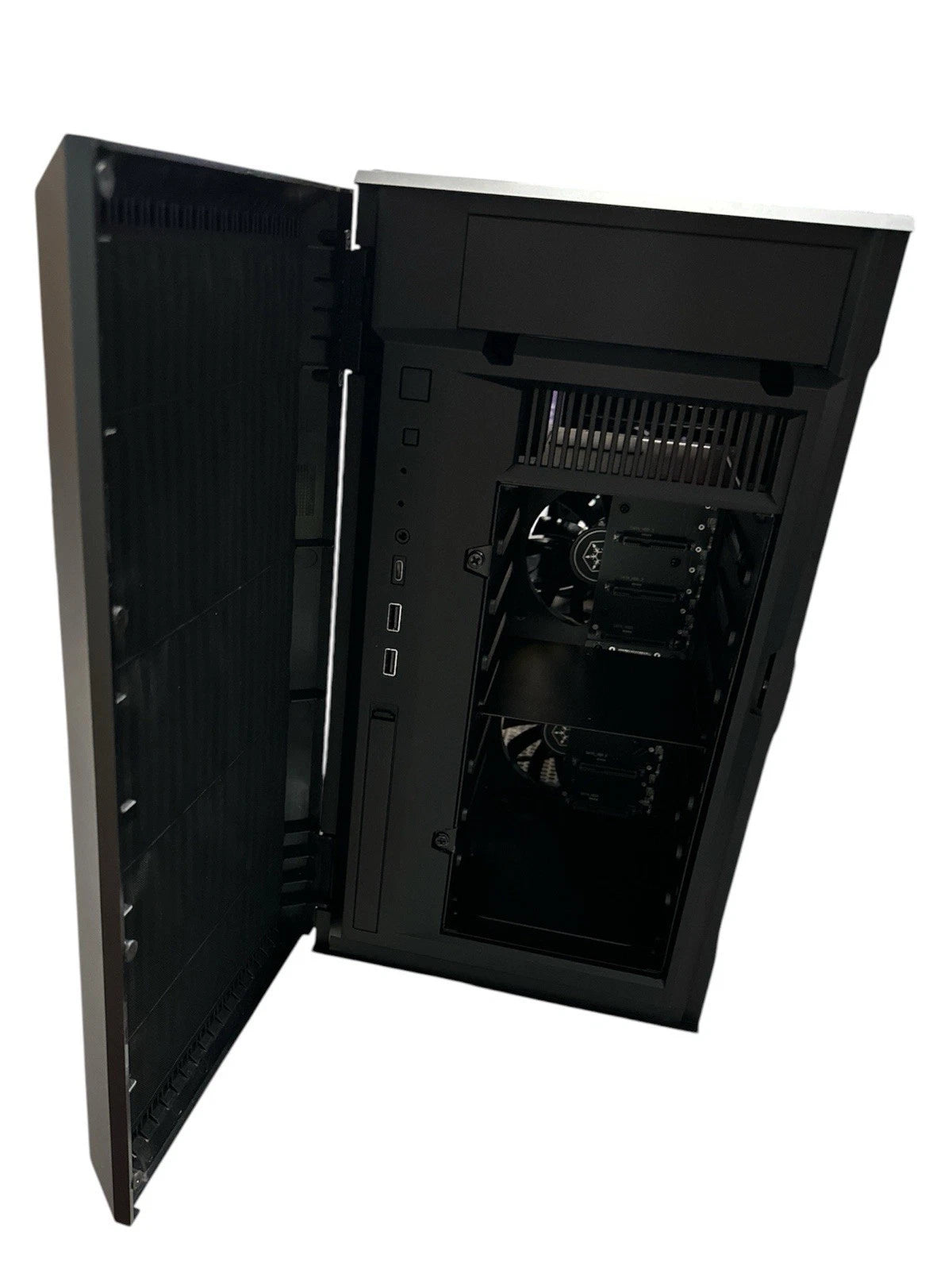 SilverStone CS382 8-Bay SAS-12G / SATA-6G Hot-swappable High Perform Micro-ATX-5