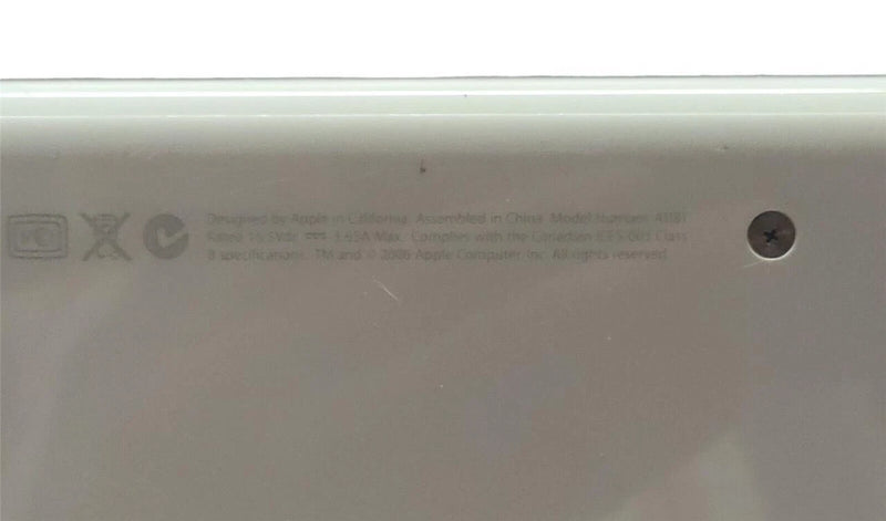 Apple MacBook 2006 A1181 13.3"Intel core Duo 1.83GHz 2GB RAM 80GB HDD