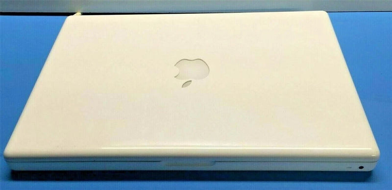 Apple MacBook 2008 A1181 13.3" core 2 Duo 2.4GHz 3GB RAM 160GB HDD + Office