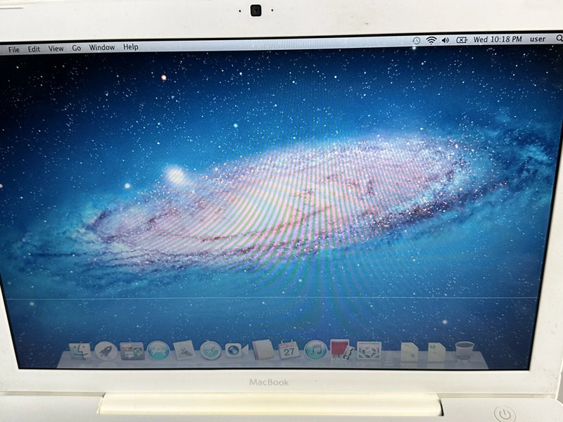 Apple MacBook 2006 A1181 13.3" core 2 Duo 2GHz 3GB RAM 120GB HDD