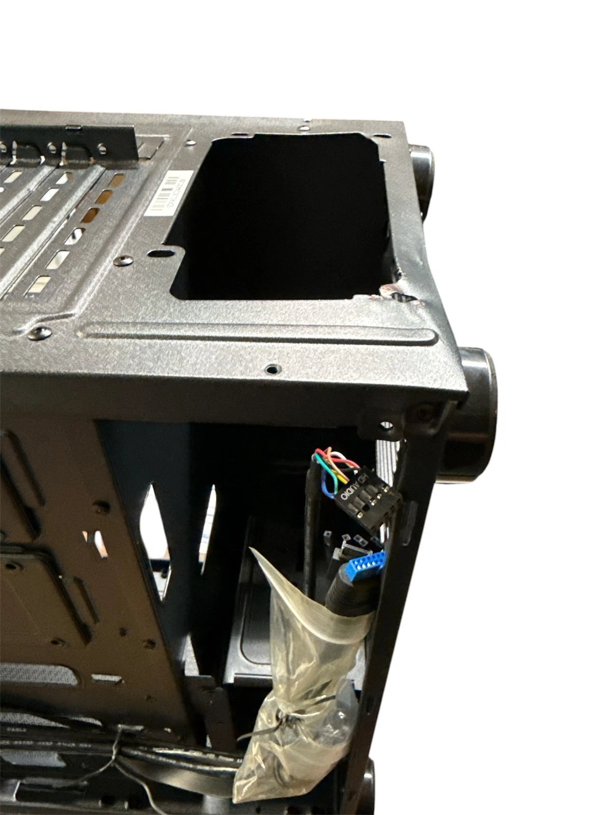Silverstone Technology FARA 513 High Airflow ATX Chassis with Excellent Hardware